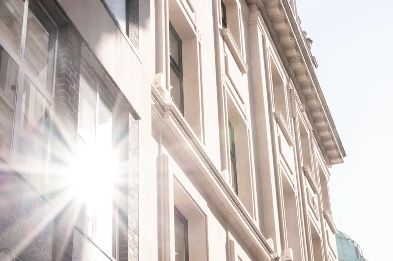 Architectural flare with a clear directional composition