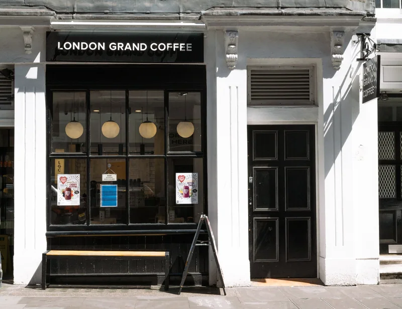 Clean storefront coverage with readable place